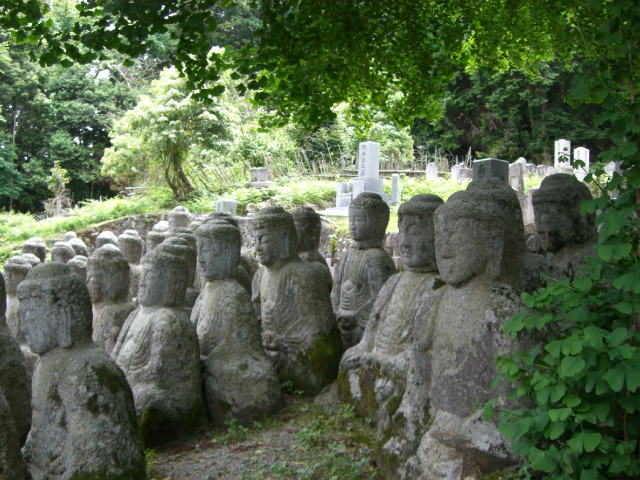 鵜川四十八体石仏群 | 滋賀県観光情報［公式観光サイト］滋賀・びわ湖 