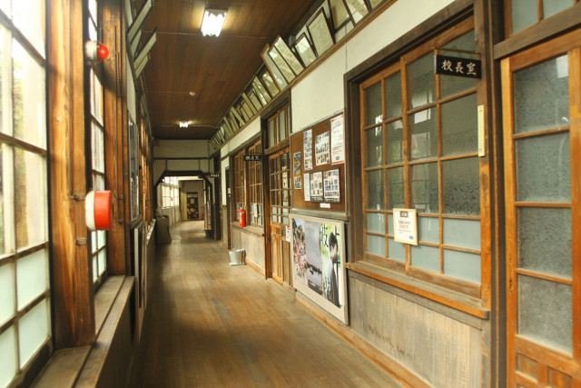 しゃくなげ學校（旧 鎌掛小学校） | 滋賀県観光情報［公式観光サイト